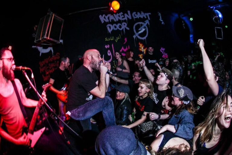 De Hardheid w/ Hobojobos + Eskalatie — Uitgaan in Eindhoven